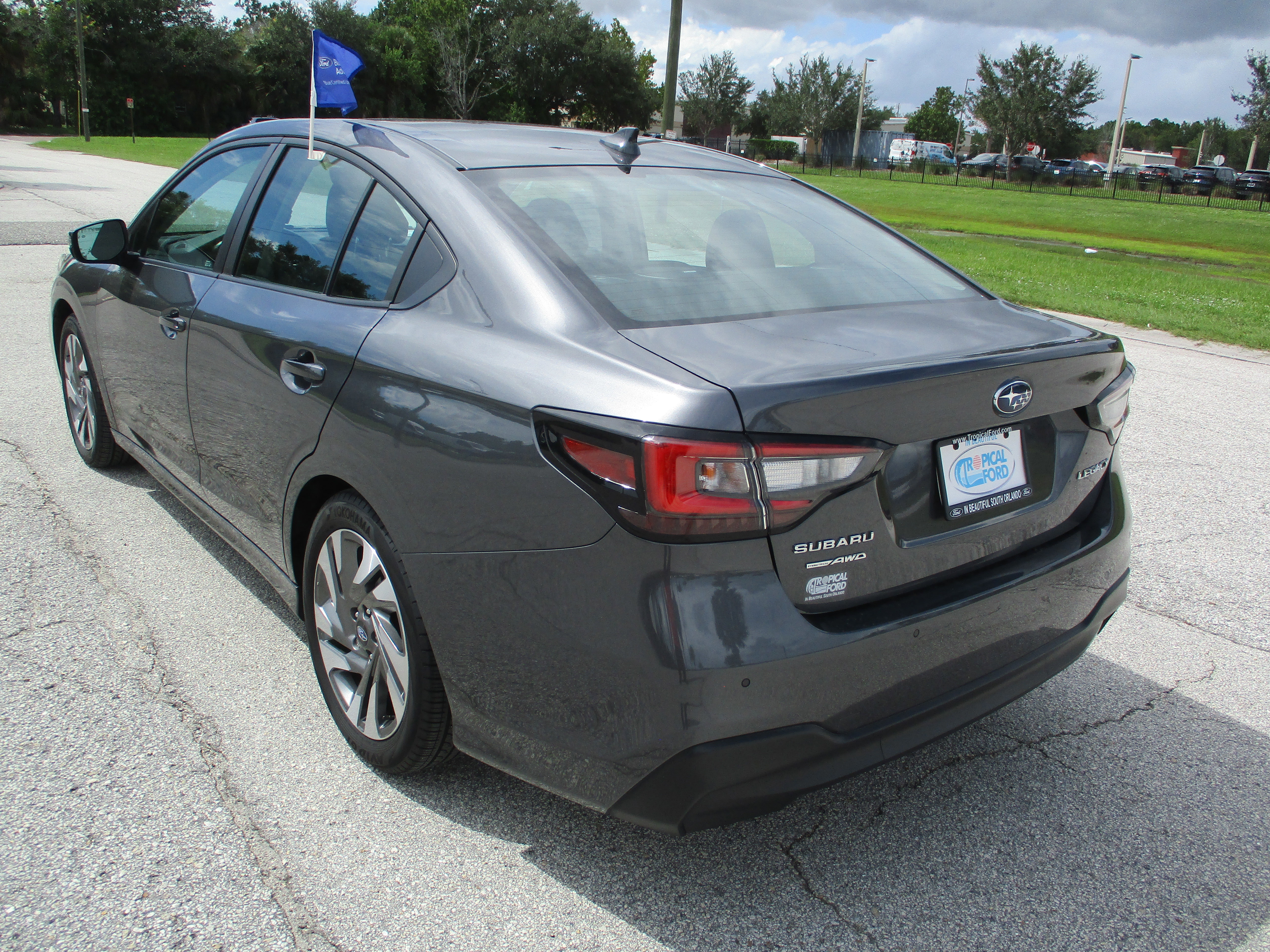 Used 2024 Subaru Legacy Limited image 3