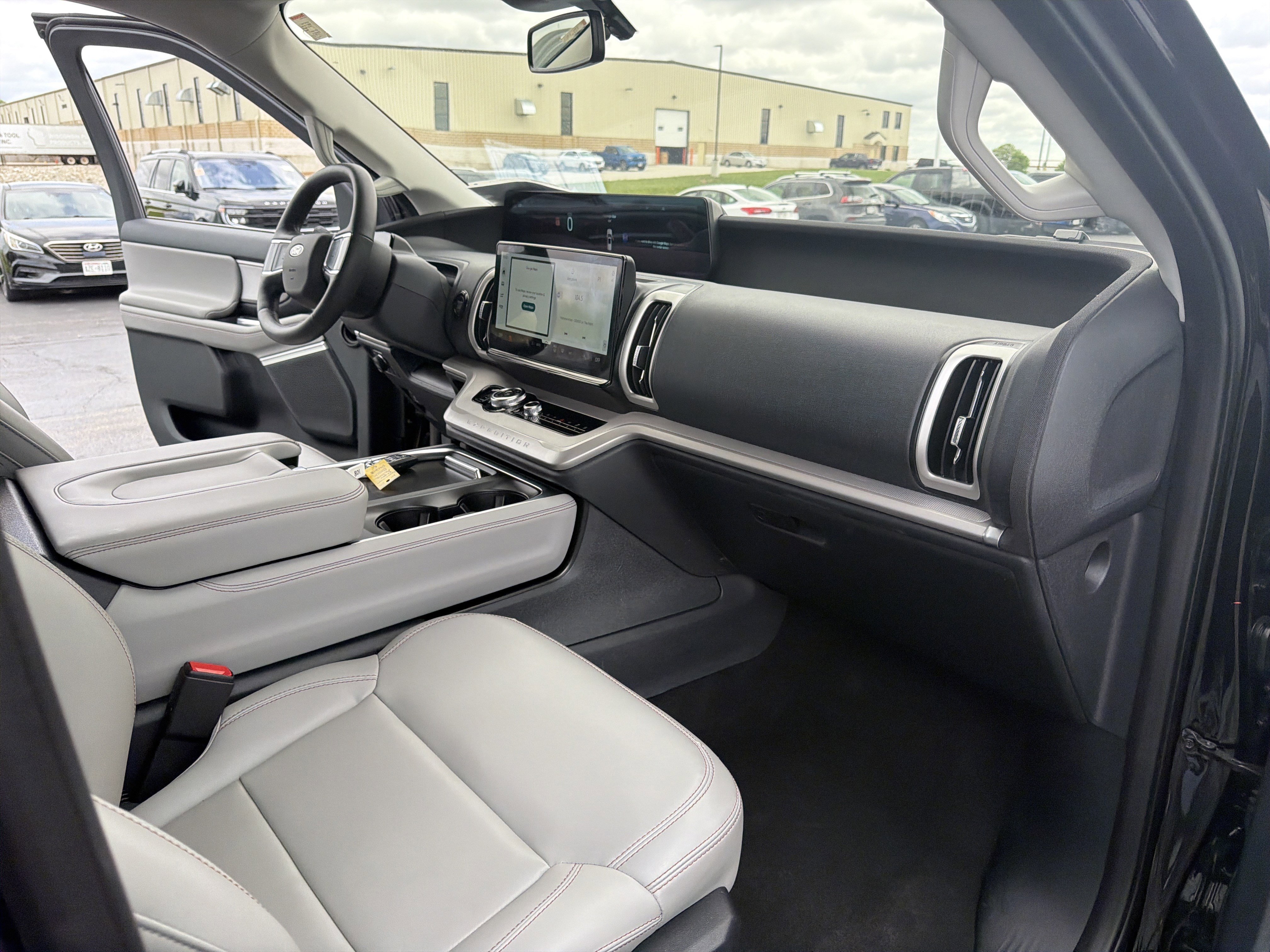 Certified 2025 Ford Expedition Max Active AWD/4WD image 37