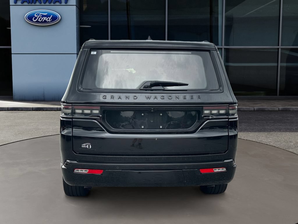 Used 2023 Jeep Grand Wagoneer Series II AWD/4WD image 6