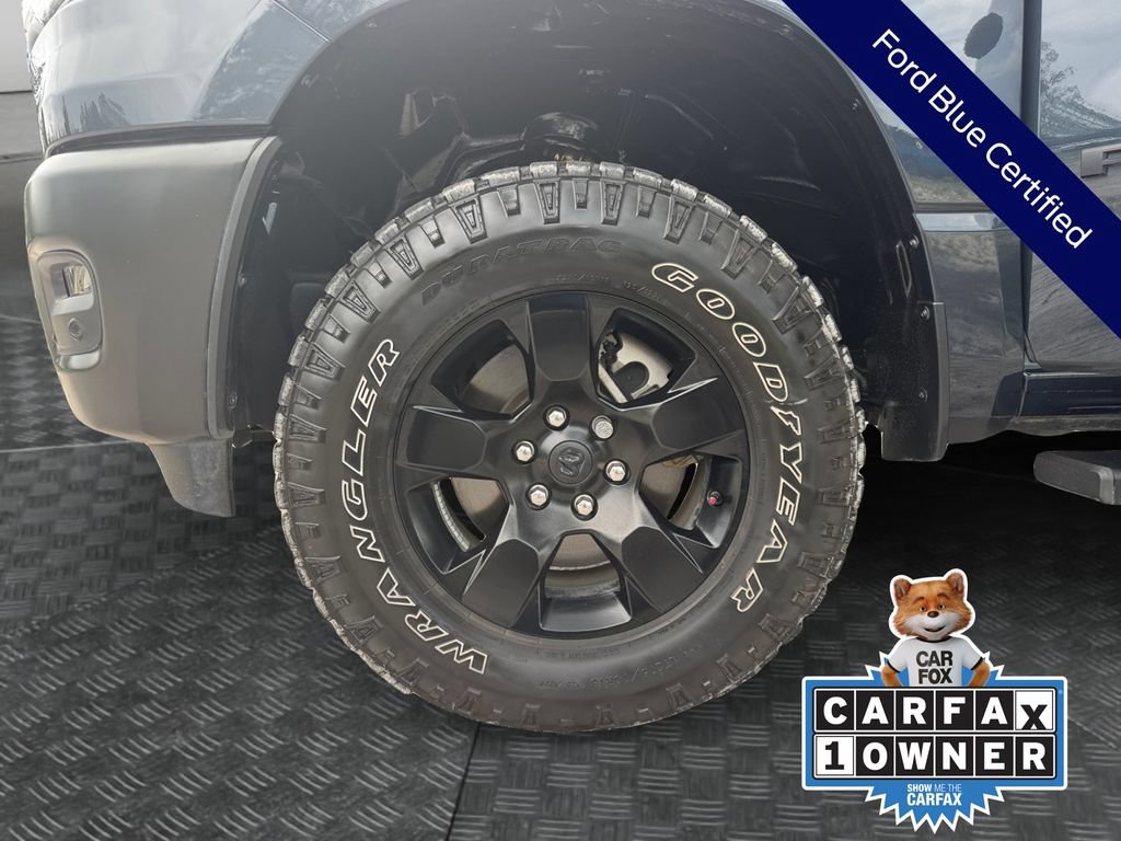 Used 2025 RAM 1500 Warlock AWD/4WD image 19