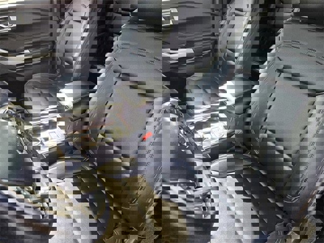 Certified 2022 Ford Explorer XLT w/ Equipment Group 202A image 24