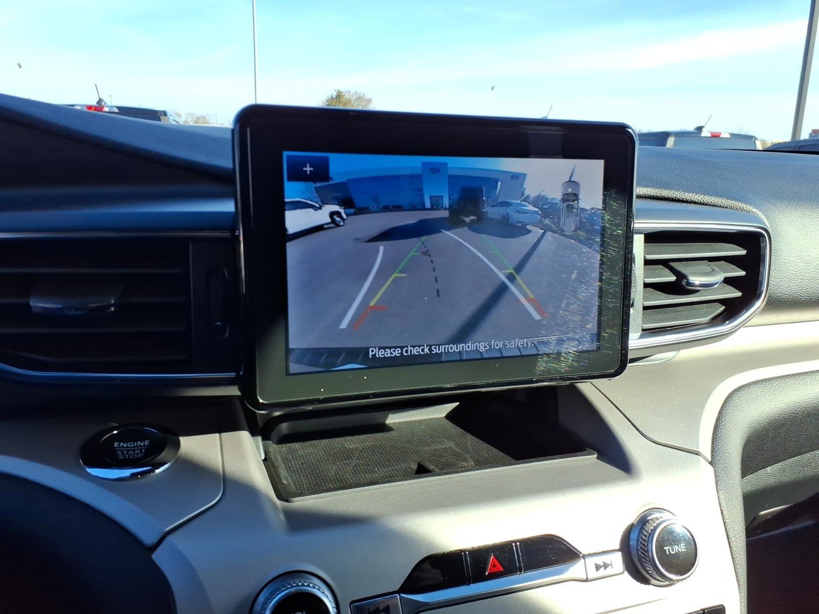 Certified 2024 Ford Explorer XLT w/ Equipment Group 202A image 20