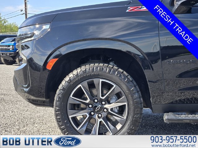 Used 2021 Chevrolet Tahoe Z71 w/ Luxury Package AWD/4WD image 9