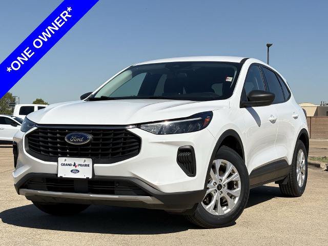 Certified 2025 Ford Escape Active FWD image 2