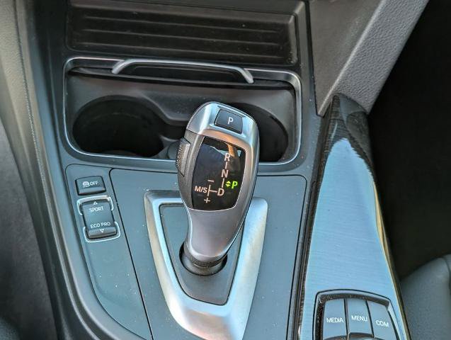 Used 2018 BMW 320i Sedan RWD image 20