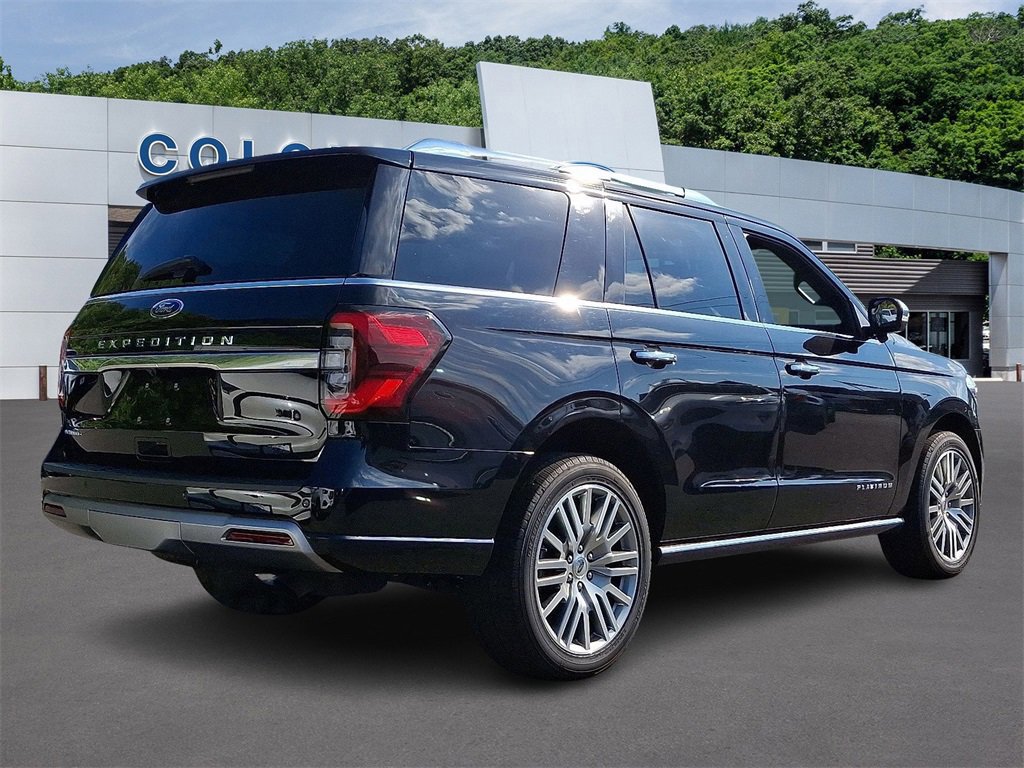 Certified 2023 Ford Expedition Platinum image 4