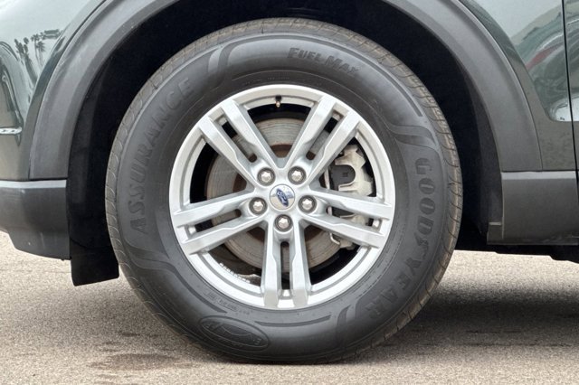 Certified 2022 Ford Explorer XLT w/ Equipment Group 202A image 29