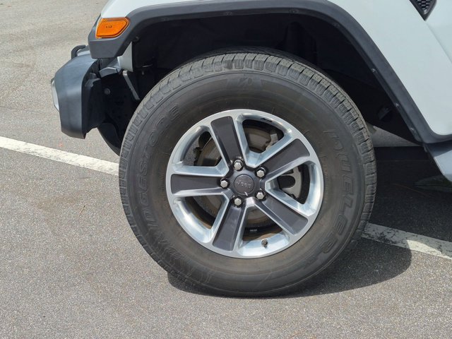 Used 2019 Jeep Wrangler Unlimited Sahara AWD/4WD image 22