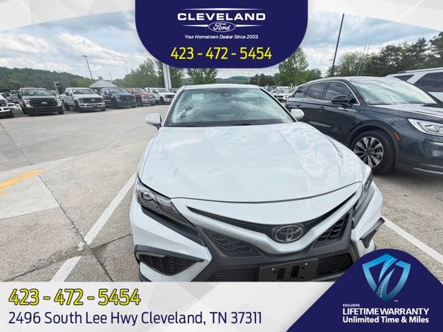 Used 2024 Toyota Camry SE w/ Convenience Package