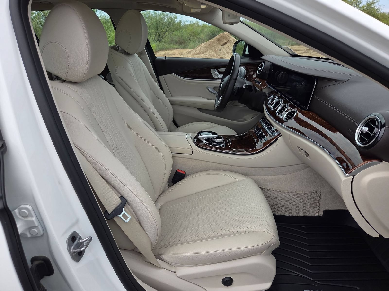 Used 2020 Mercedes-Benz E 450 4MATIC Wagon image 28