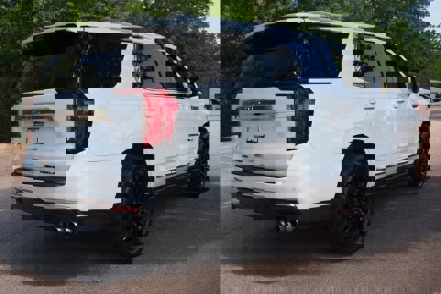 Used 2023 GMC Yukon Denali w/ LPO, Floor Liner Package image 5