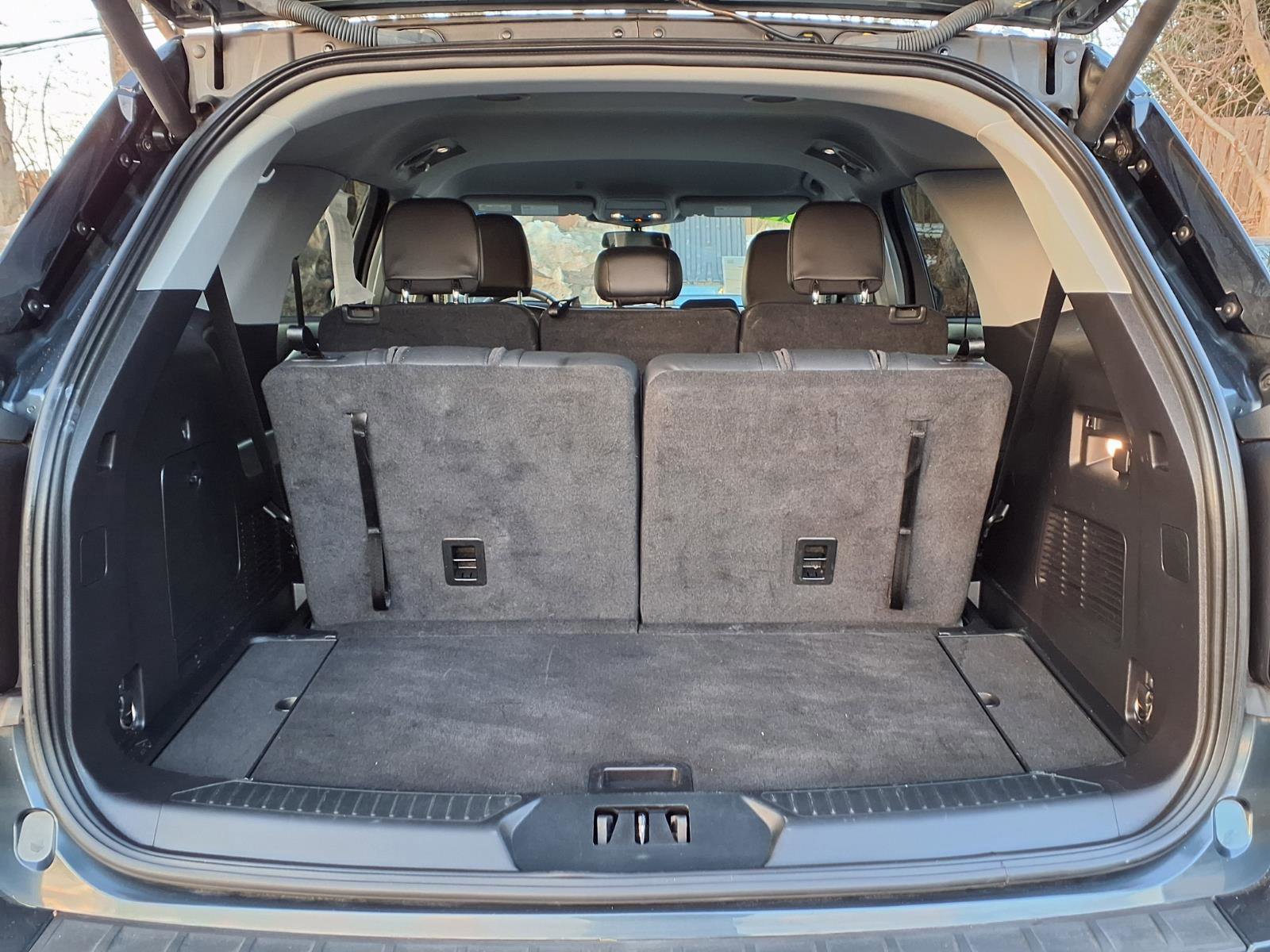 Certified 2022 Ford Explorer XLT w/ Equipment Group 202A image 16