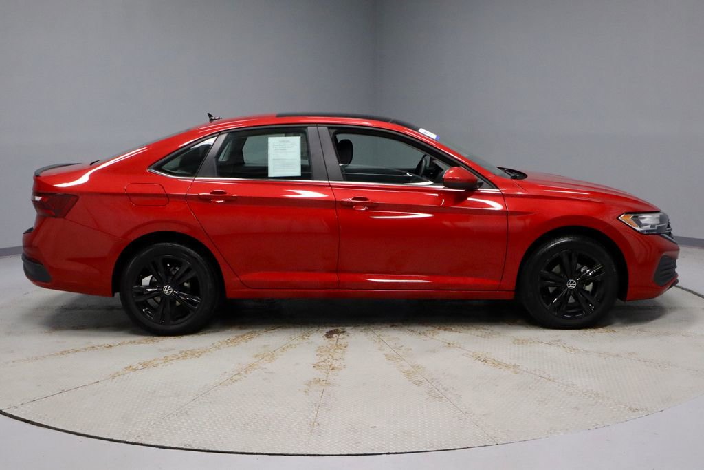 Used 2023 Volkswagen Jetta SE w/ Panoramic Sunroof Package FWD image 12