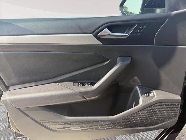 Used 2019 Volkswagen Jetta SE FWD image 13