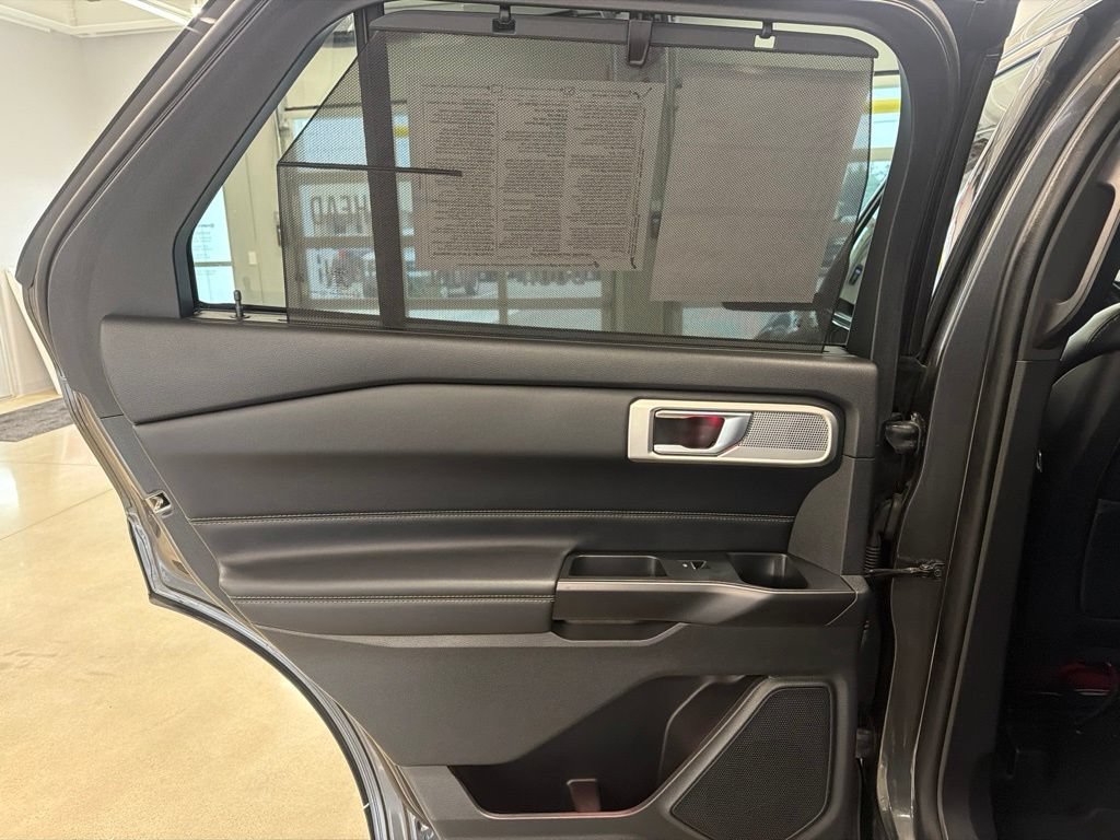 Certified 2020 Ford Explorer Limited w/ Hybrid Equipment Group 310A AWD/4WD image 61
