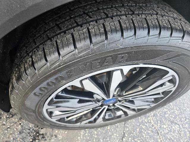 Certified 2022 Ford Escape SEL w/ SEL Stealth AWD Package image 9