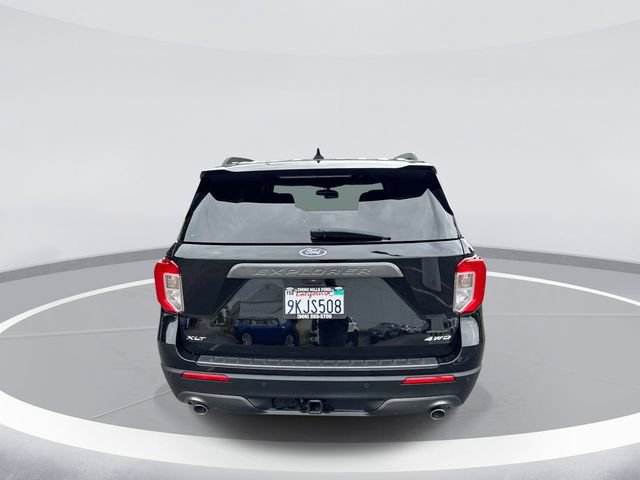 Certified 2023 Ford Explorer XLT w/ Equipment Group 202A AWD/4WD image 6