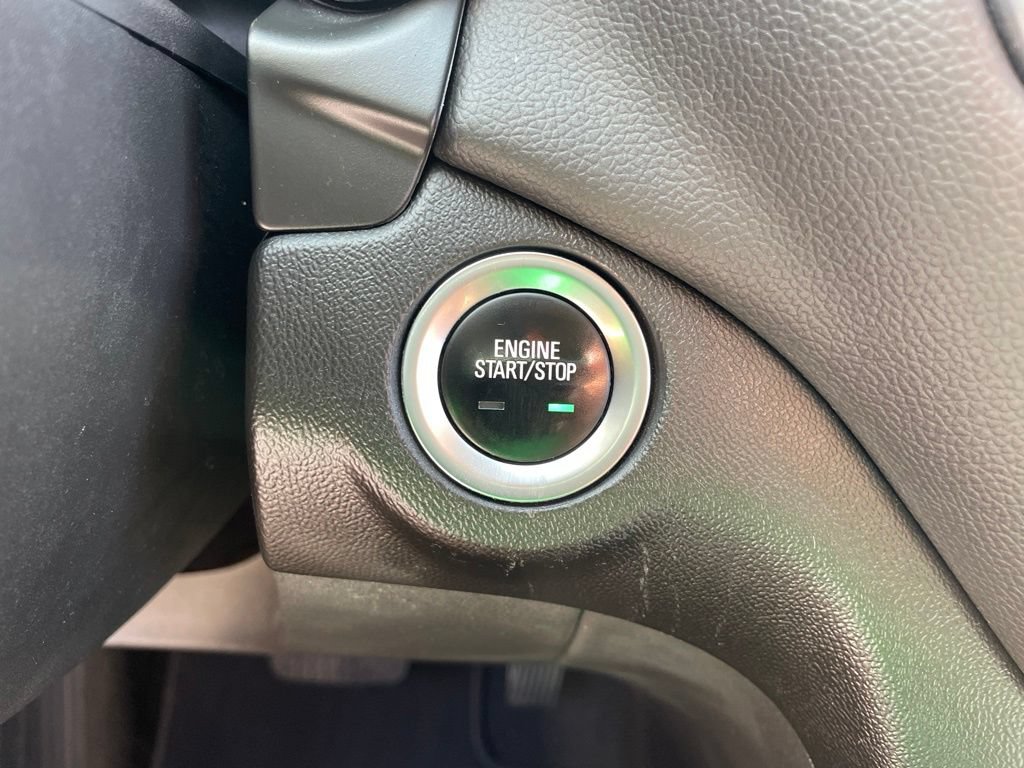 Used 2021 Chevrolet Equinox LT FWD image 21