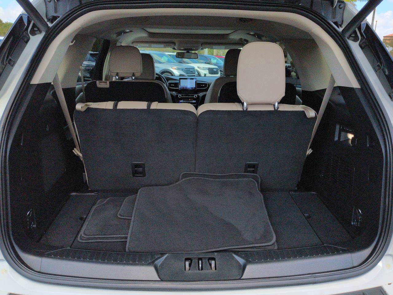 Certified 2023 Ford Explorer Limited w/ Equipment Group 301A image 12