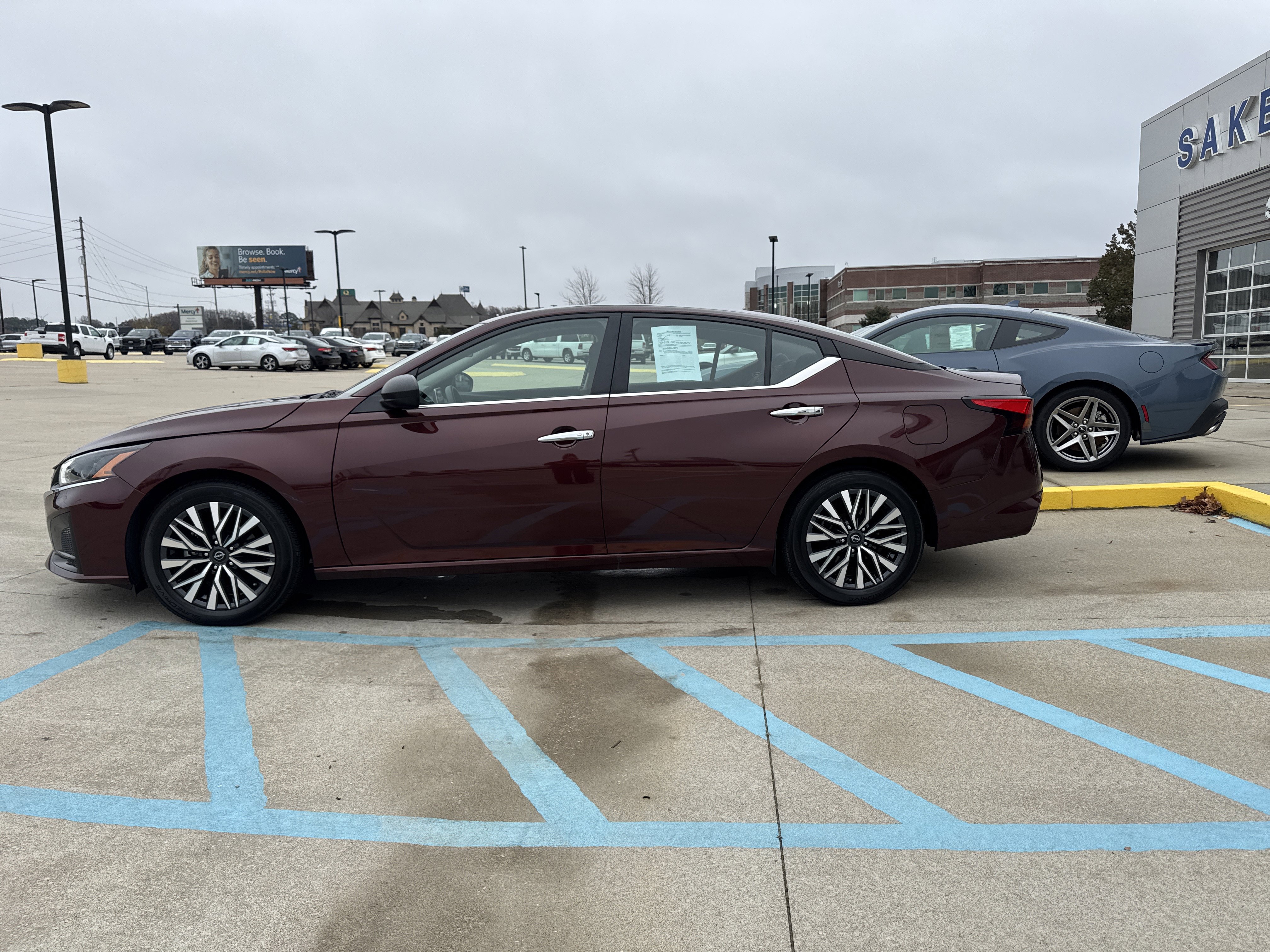 Used 2024 Nissan Altima 2.5 SV image 5