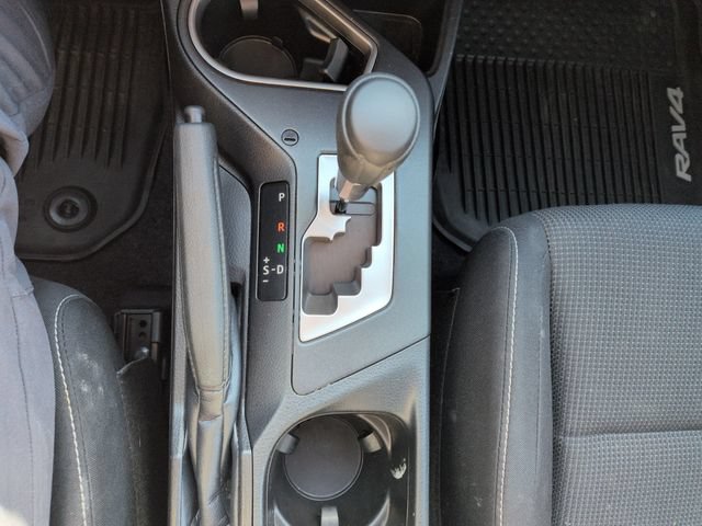Used 2018 Toyota RAV4 XLE AWD/4WD image 45