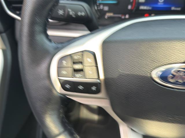 Certified 2022 Ford Explorer XLT w/ Equipment Group 202A AWD/4WD image 21