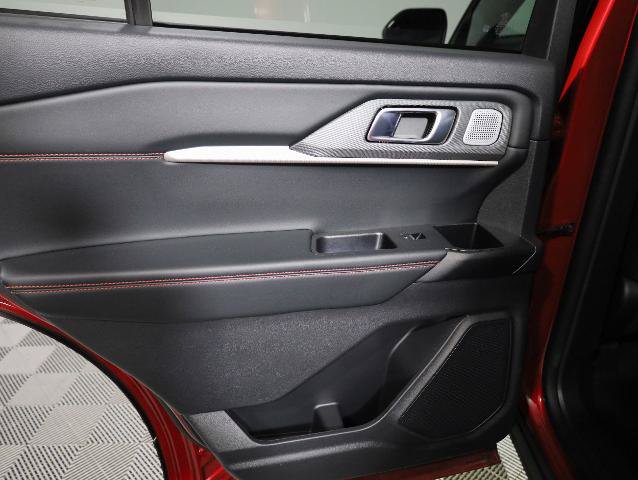 Certified 2025 Ford Explorer ST w/ Sun And Sound Package AWD/4WD image 32