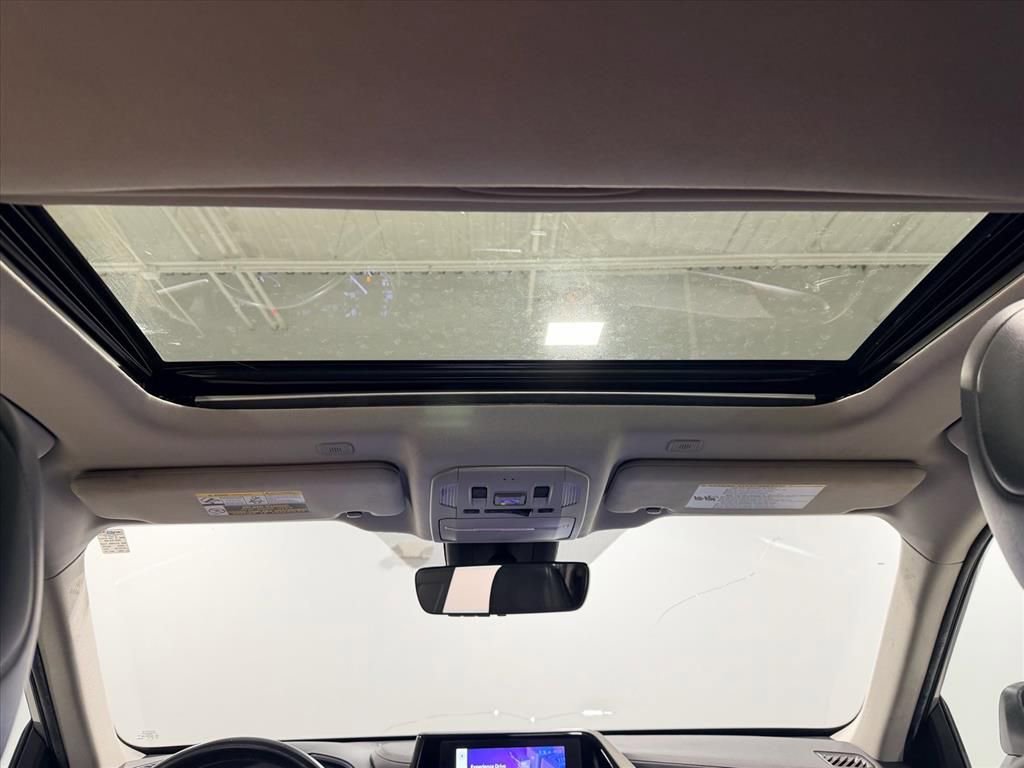 Used 2023 Toyota Highlander XLE image 13