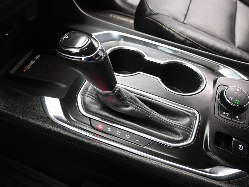 Used 2018 Chevrolet Traverse Premier image 46