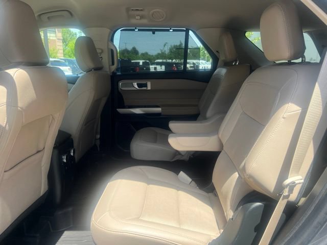Certified 2023 Ford Explorer Limited w/ Equipment Group 301A AWD/4WD image 18