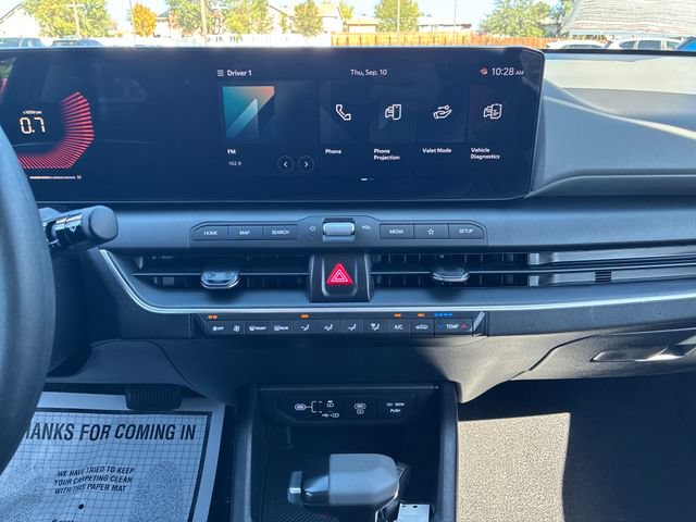 Used 2025 Kia K4 FWD image 26