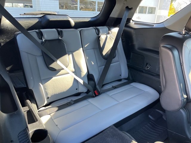 Certified 2021 Ford Explorer XLT w/ Equipment Group 202A image 28