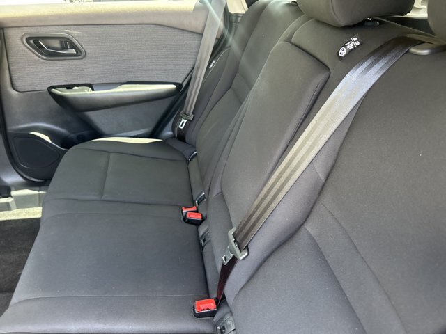 Used 2023 Nissan Rogue S AWD/4WD image 24