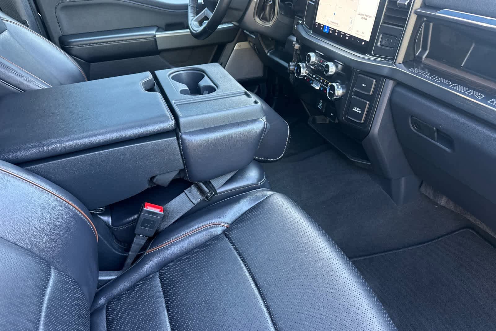 Certified 2025 Ford F350 Lariat w/ Camper Package AWD/4WD image 15