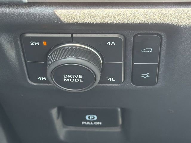 Certified 2025 Ford Expedition Active image 21