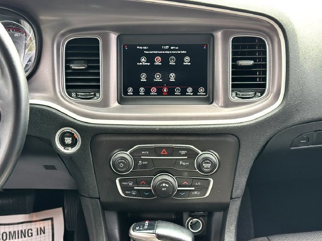 Used 2022 Dodge Charger SXT RWD image 27