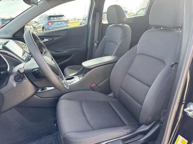 Used 2023 Chevrolet Malibu LS image 13