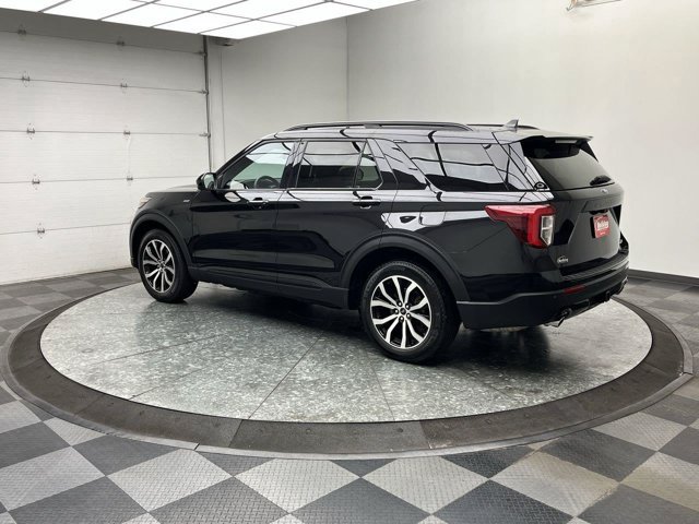 Certified 2023 Ford Explorer ST-Line w/ Class IV Trailer Tow Package AWD/4WD image 2