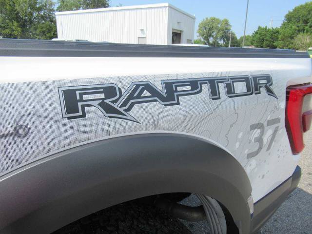 Certified 2022 Ford F150 Raptor w/ Raptor 37 Performance Package AWD/4WD image 13