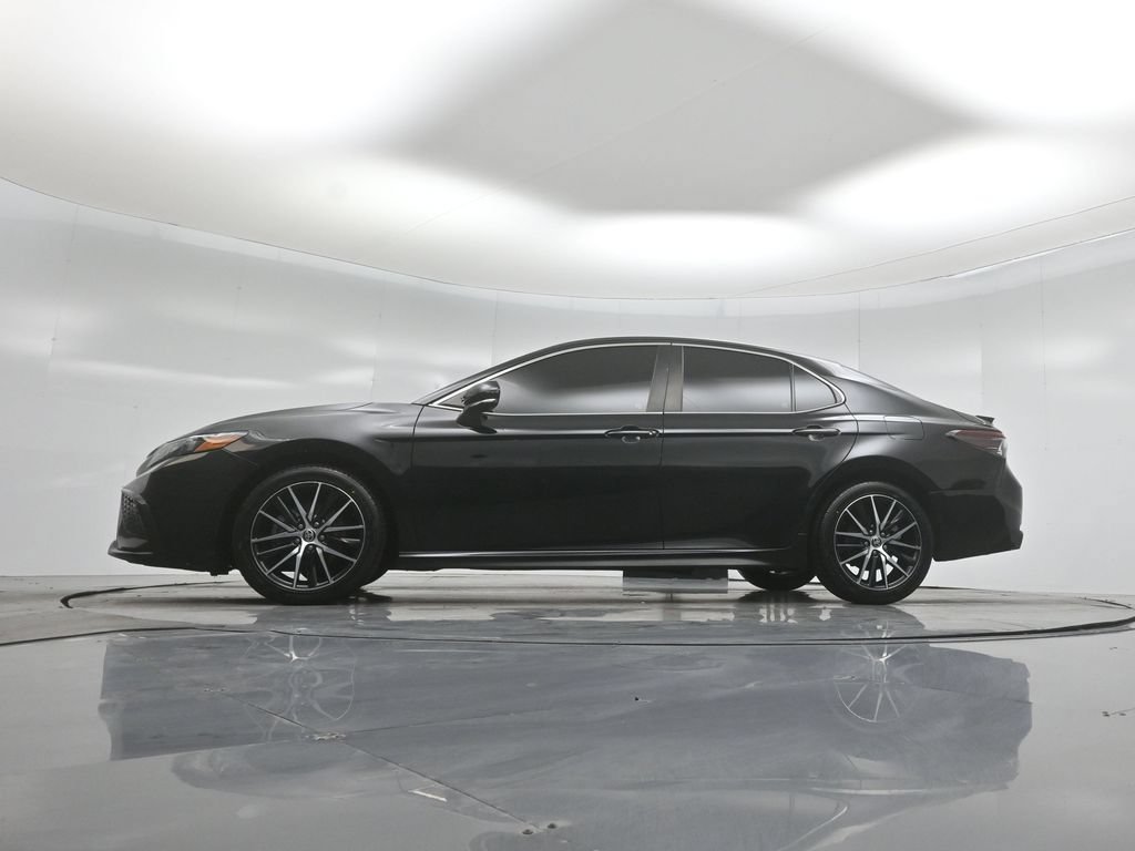 Used 2022 Toyota Camry SE FWD image 50