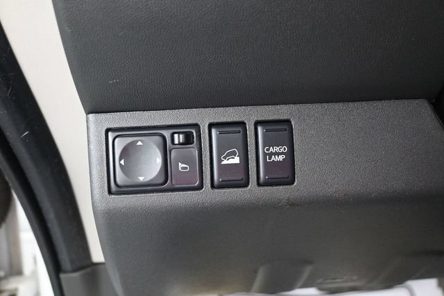 Used 2020 Nissan Frontier PRO-4X w/ Pro-4x Utility Package AWD/4WD image 8
