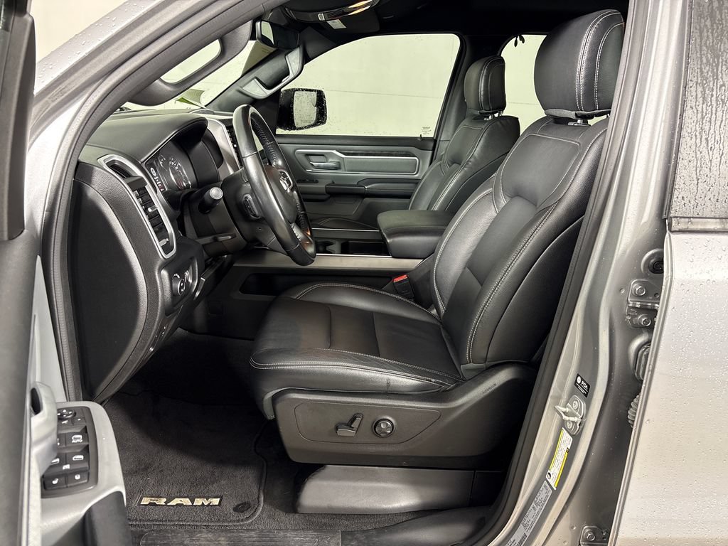Used 2021 RAM 1500 Big Horn RWD image 29