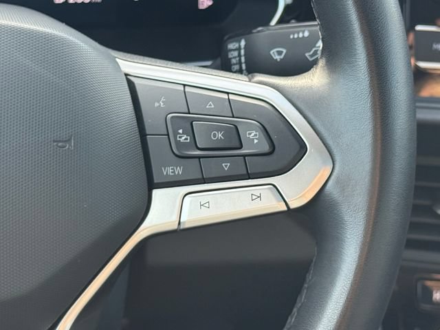 Used 2024 Volkswagen Jetta SE w/ Panoramic Sunroof Package FWD image 30