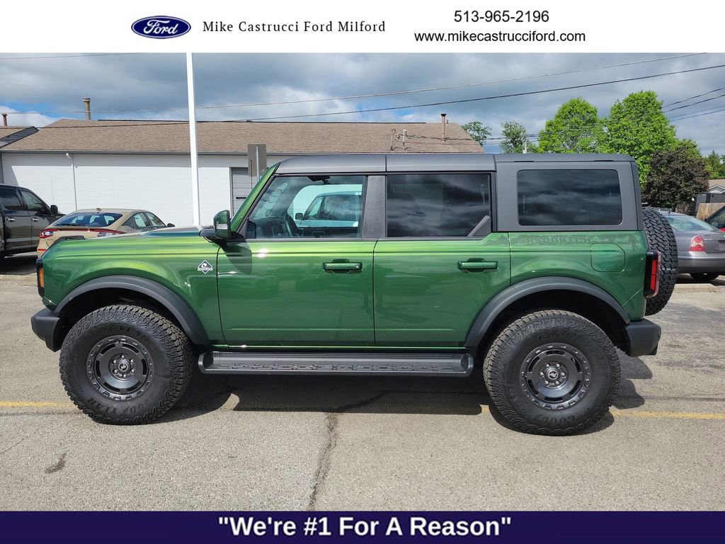 Certified 2025 Ford Bronco Outer Banks w/ Sasquatch Package AWD/4WD image 2