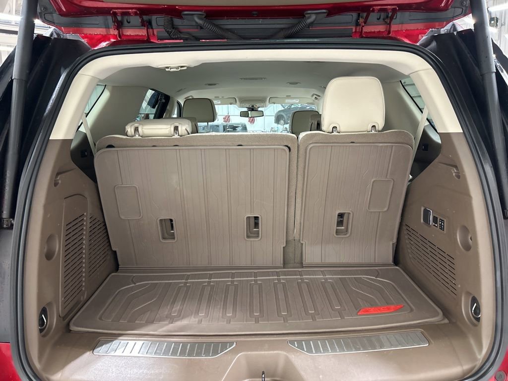 Used 2021 GMC Yukon Denali AWD/4WD image 30