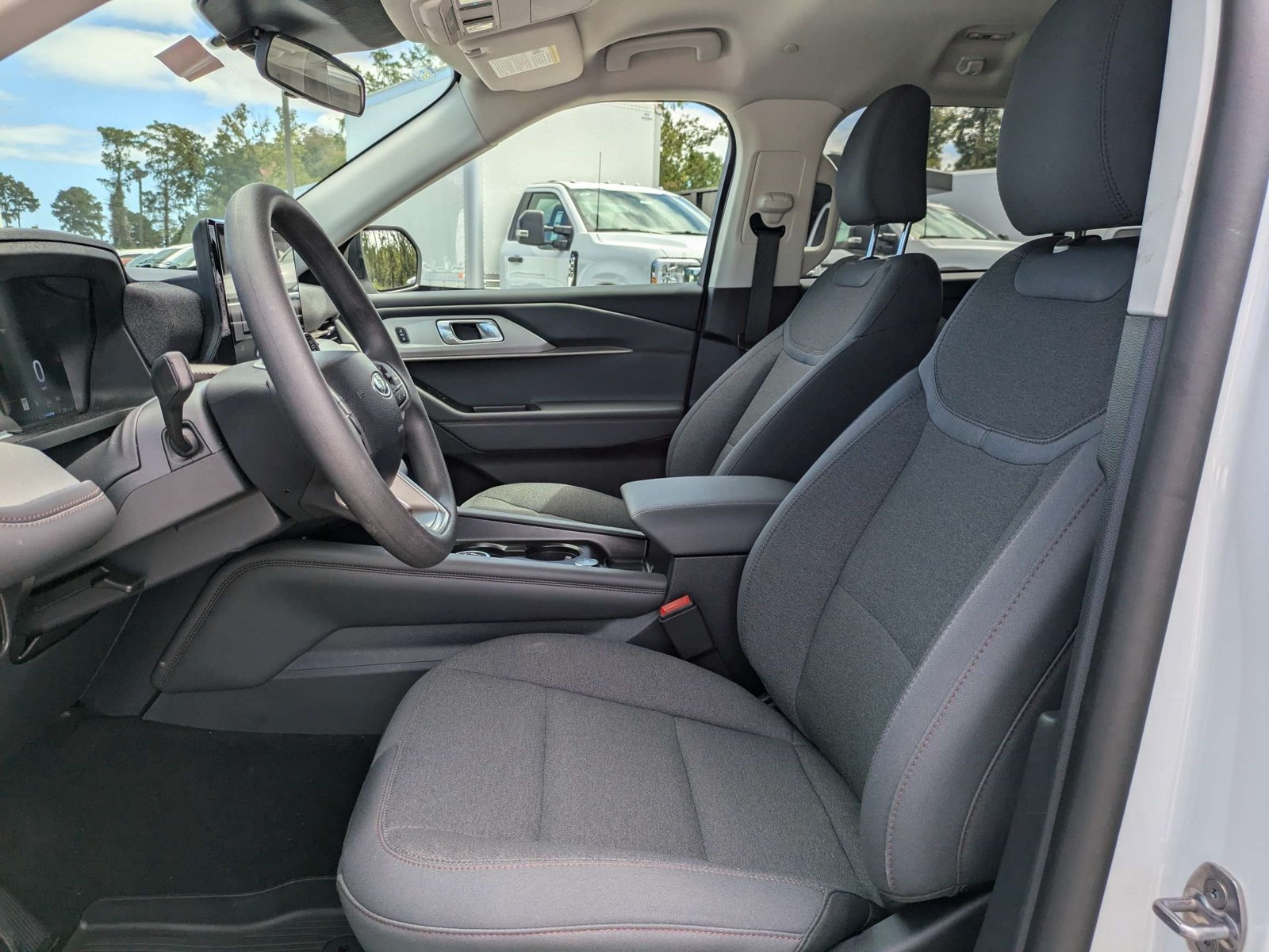 Certified 2026 Ford Explorer Active RWD image 21