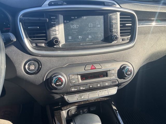 Used 2019 Kia Sorento EX image 10