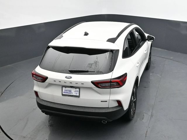 Certified 2025 Ford Escape ST-Line Select AWD/4WD image 44