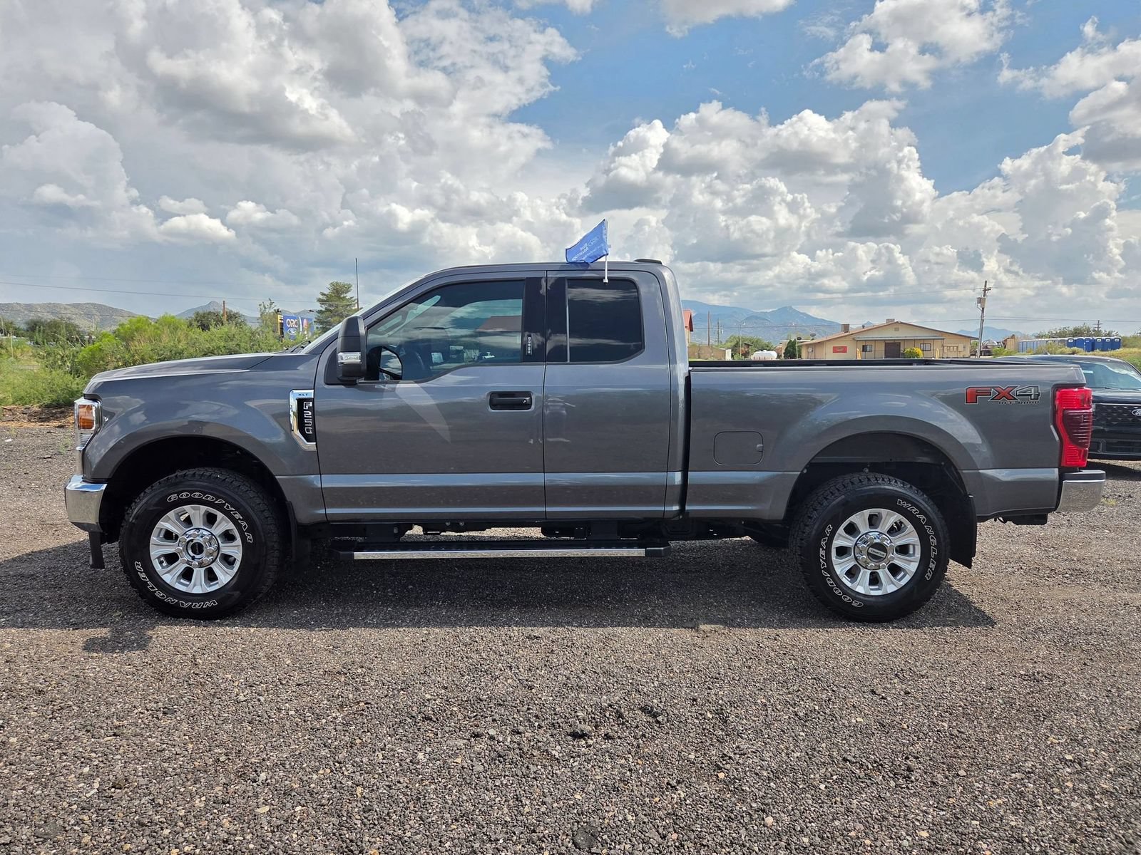 Certified 2022 Ford F250 XLT w/ XLT Value Package AWD/4WD image 9