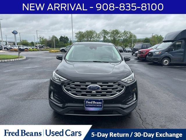 Certified 2022 Ford Edge Titanium w/ Equipment Group 301A AWD/4WD image 2